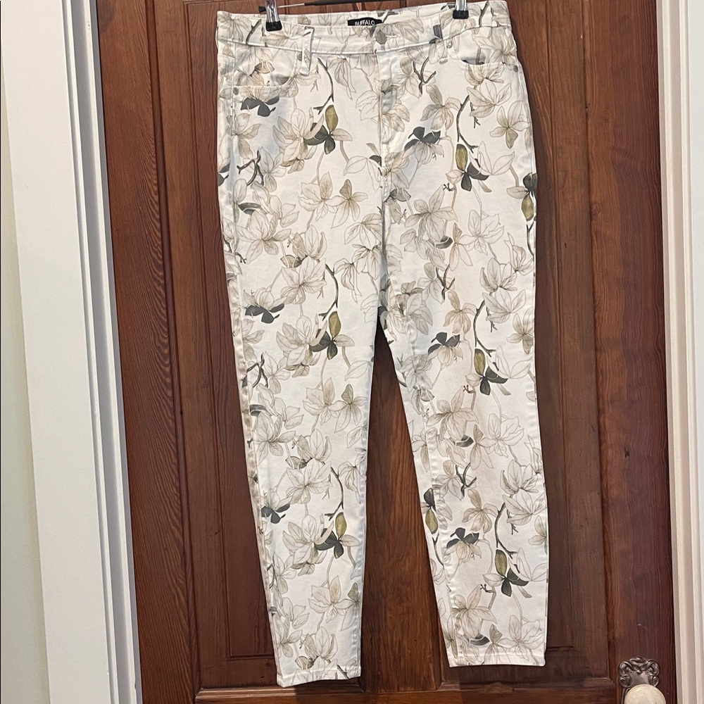 Buffalo David Bitton White Floral Pants